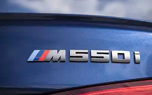   BMW M550i xDrive Sedan - 2017