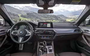   BMW M550i xDrive Sedan - 2017