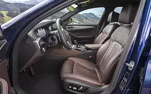  BMW M550i xDrive Sedan - 2017