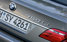   BMW 750Li - 2005