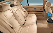   BMW 750Li - 2005