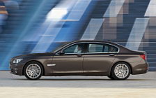   BMW 750Li - 2012
