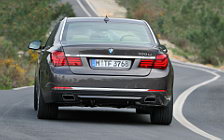   BMW 750Li - 2012