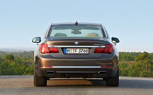   BMW 750Li - 2012