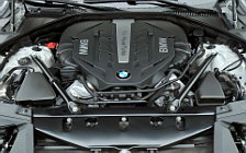   BMW 750Li - 2012