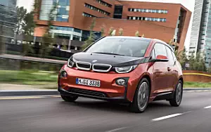   BMW i3 - 2013