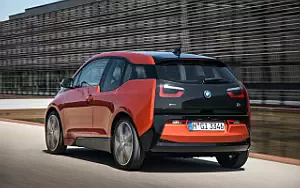   BMW i3 - 2013