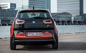   BMW i3 - 2013