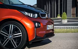   BMW i3 - 2013
