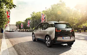   BMW i3 - 2013