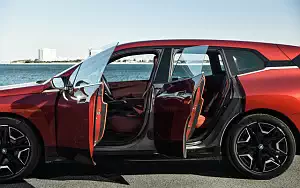   BMW iX Sport - 2021