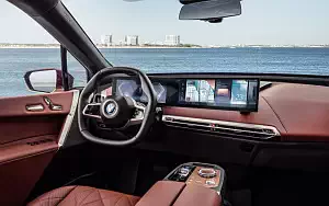   BMW iX Sport - 2021