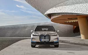  BMW iX - 2021
