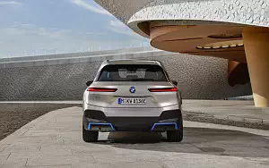   BMW iX - 2021
