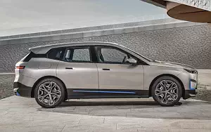   BMW iX - 2021