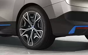   BMW iX - 2021