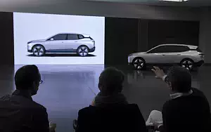   BMW iX - 2021