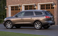   Buick Enclave - 2008