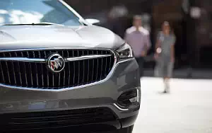   Buick Enclave - 2017