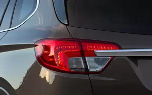   Buick Envision - 2016