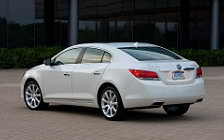   Buick LaCrosse CXS - 2011