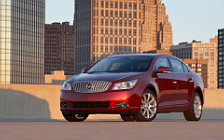   Buick LaCrosse CXS - 2011