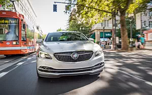   Buick LaCrosse - 2017