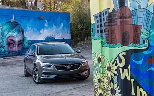   Buick Regal Sportback - 2017