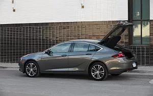   Buick Regal Sportback - 2017