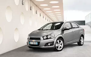   Chevrolet Aveo Sedan - 2011