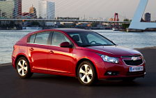   Chevrolet Cruze Hatchback - 2011