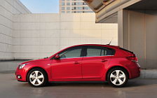   Chevrolet Cruze Hatchback - 2011