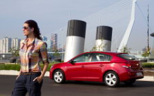   Chevrolet Cruze Hatchback - 2011