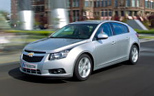   Chevrolet Cruze Hatchback - 2011