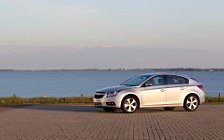   Chevrolet Cruze Hatchback - 2011