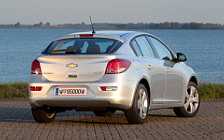   Chevrolet Cruze Hatchback - 2011