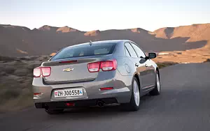   Chevrolet Malibu EU-spec - 2012