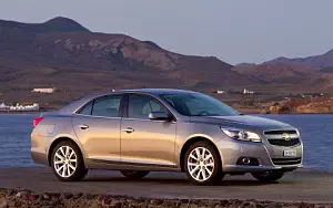   Chevrolet Malibu EU-spec - 2012