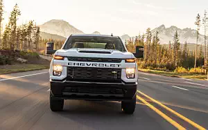   Chevrolet Silverado 2500 HD Custom Crew Cab - 2019