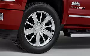   Chevrolet Silverado High Country Crew Cab - 2013
