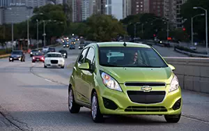   Chevrolet Spark - 2013