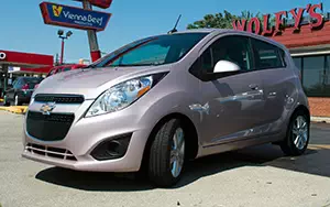   Chevrolet Spark - 2013