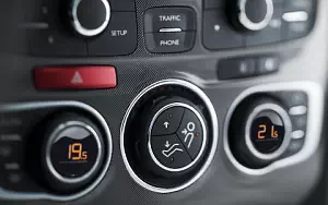   Citroen C4 - 2010