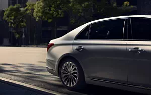   Genesis G90 US-spec - 2016