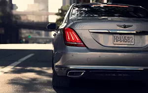   Genesis G90 US-spec - 2016