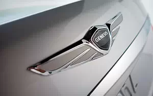   Genesis G90 US-spec - 2016