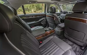   Genesis G90 US-spec - 2016
