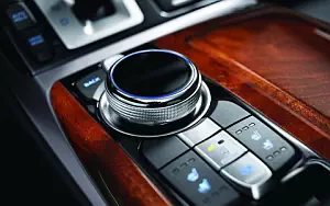   Genesis G90 US-spec - 2016