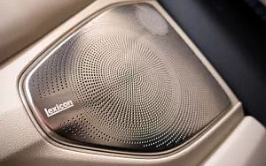   Genesis G90 US-spec - 2016