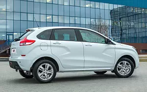   Lada XRAY - 2015